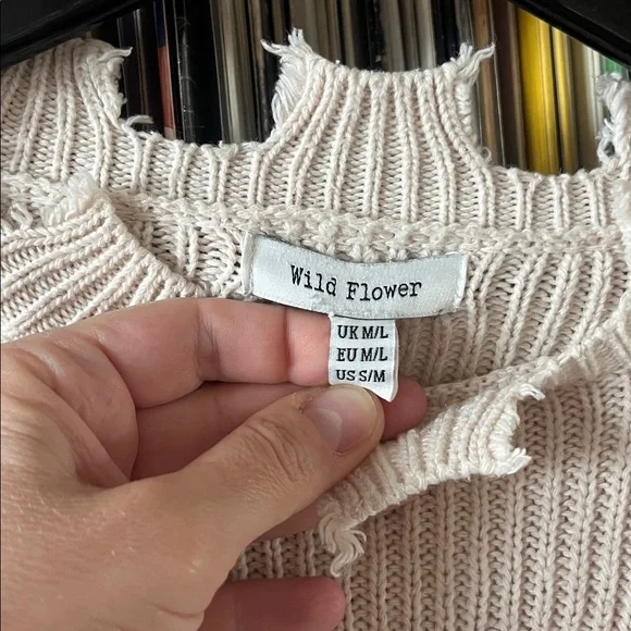 LF Wild Flower Sweater beige Size S-L - Picture 3 of 4